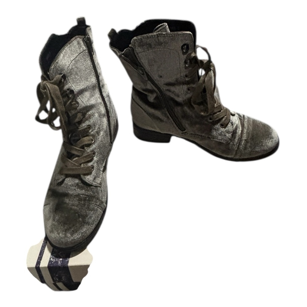 Roxy olive velvet above ankle boots with zipper